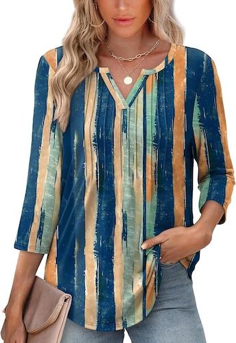 XIEERDUO Womens 3/4 Sleeve Tops 2025 V-Neck Shirt